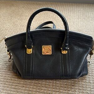 HCL vintage leather bag